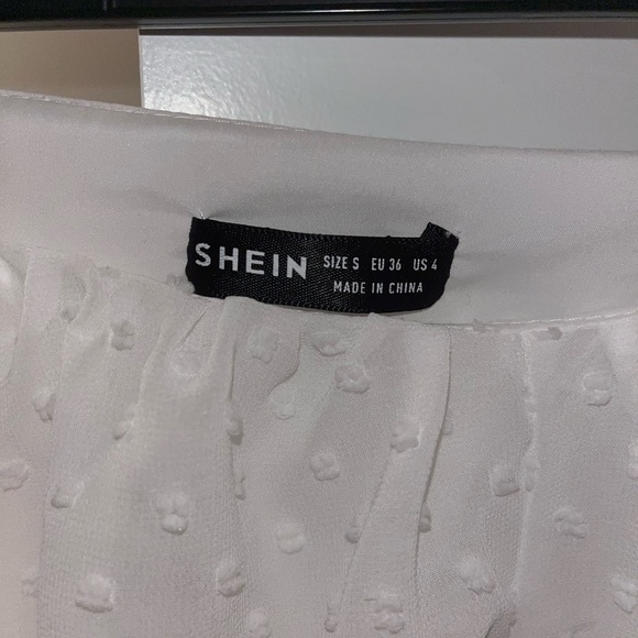 !! White Dotted Crop Long Sleeve Top - Picture 4 of 6